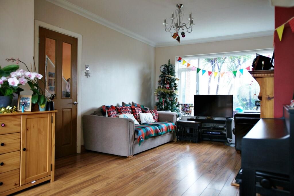 72 Royden Road Billinge, Wigan, Lancashire, WN5 7LP