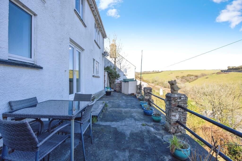 4 Longcoombe Lane Polperro, Looe, Cornwall, PL13 2PL