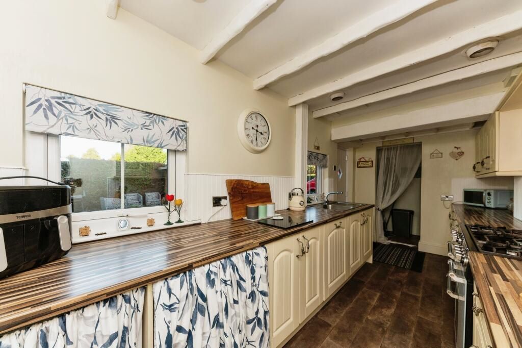 42 West End Road Habrough, Immingham, South Humberside, DN40 3AS