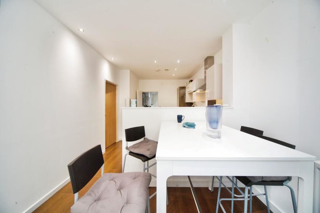 Flat 5 Baillie Apartments, 31 Lock Side Way, London, E16 2JQ