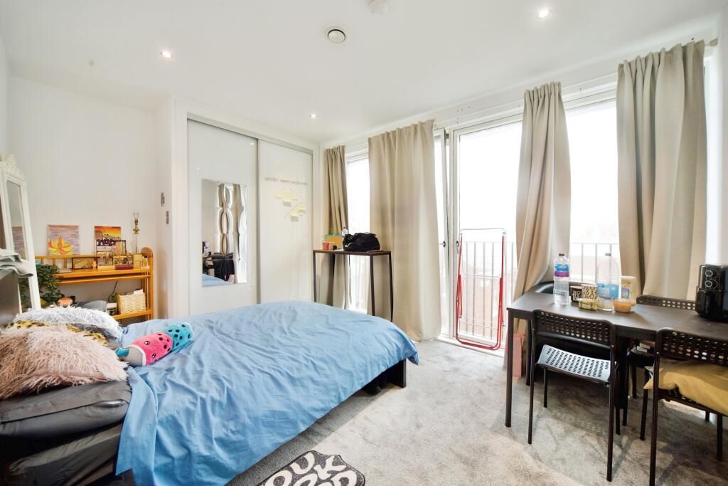 Flat 5 Baillie Apartments, 31 Lock Side Way, London, E16 2JQ