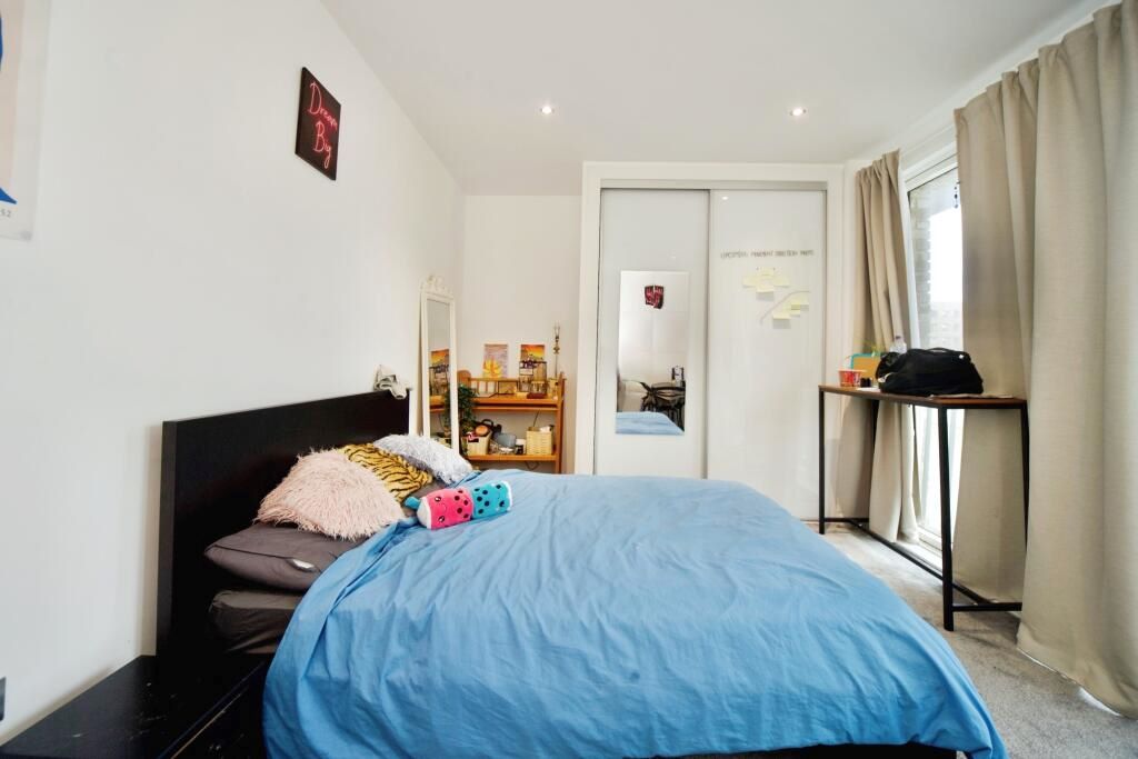 Flat 5 Baillie Apartments, 31 Lock Side Way, London, E16 2JQ