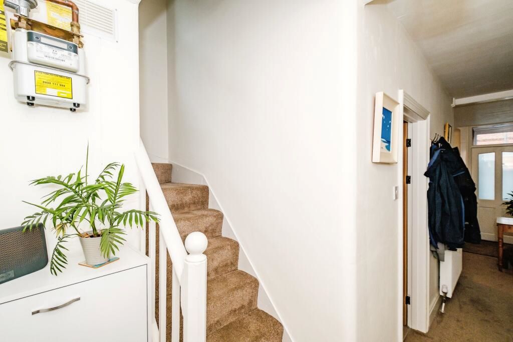 41 Gloucester Place, Littlehampton, West Sussex, BN17 7AL