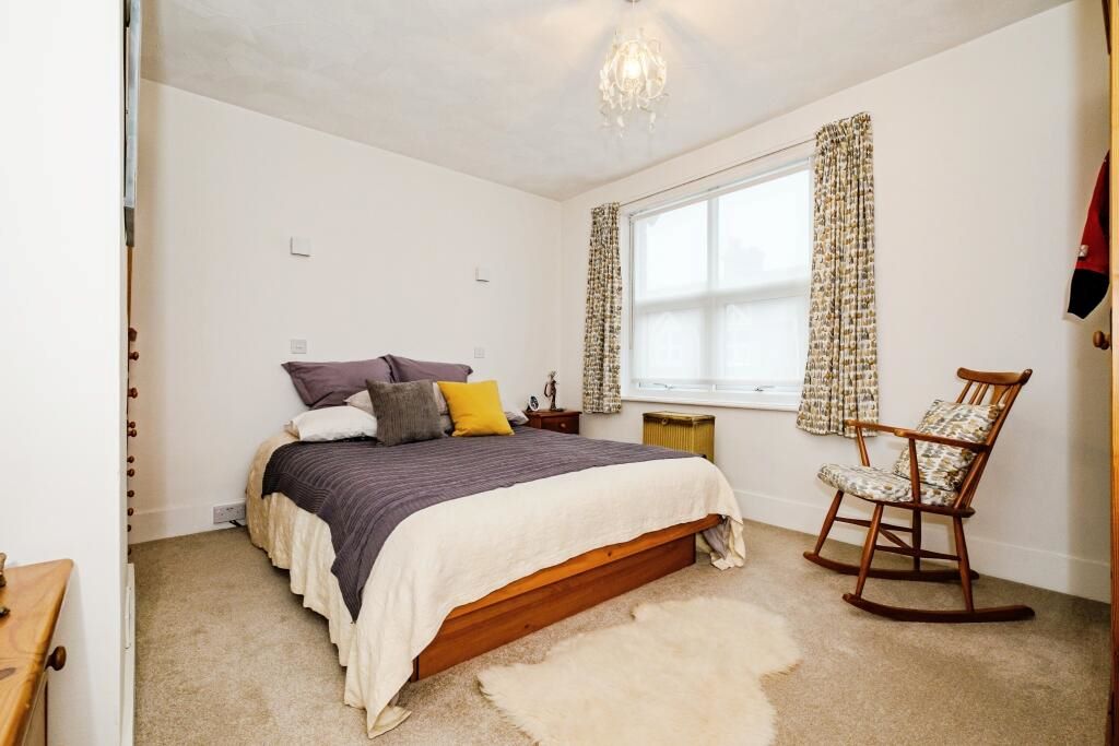 41 Gloucester Place, Littlehampton, West Sussex, BN17 7AL