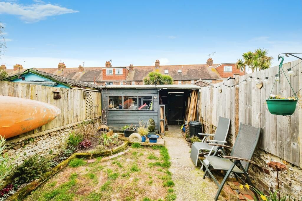 41 Gloucester Place, Littlehampton, West Sussex, BN17 7AL
