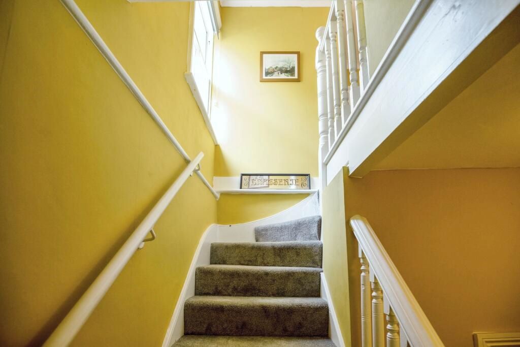 Flat 3 4 Maberley Road, London, SE19 2JB