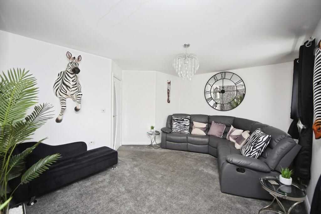 9 Quayle Court, Kidderminster, Worcestershire, DY11 6SQ