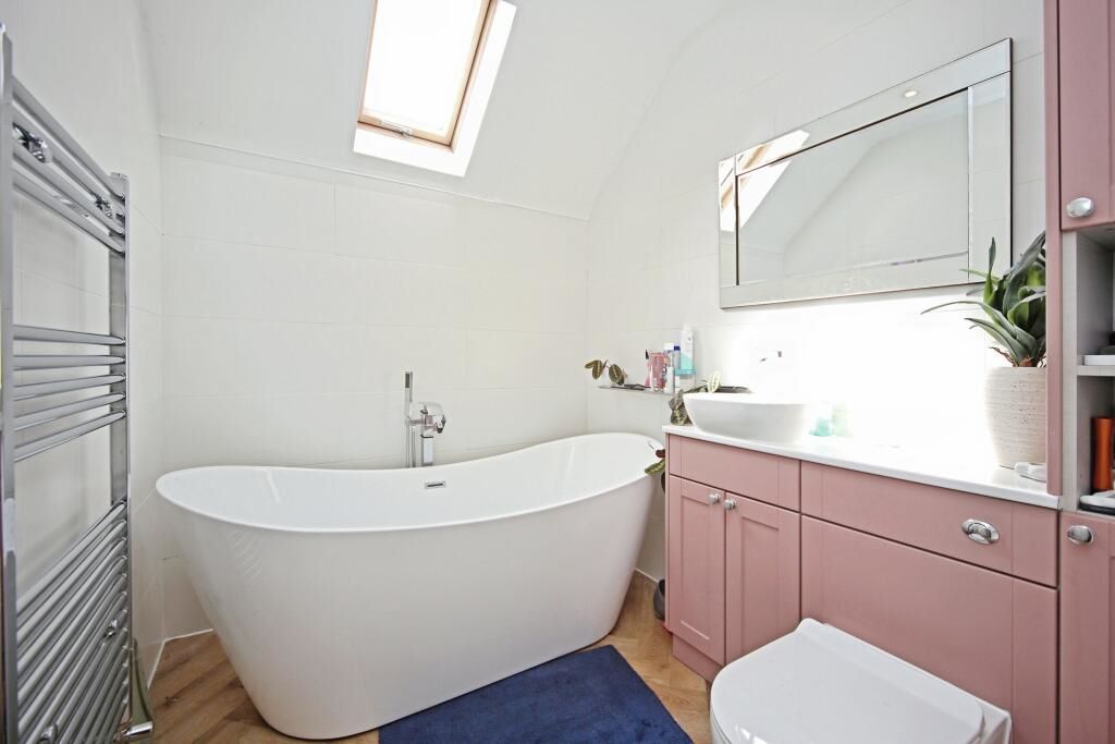 9 Quayle Court, Kidderminster, Worcestershire, DY11 6SQ