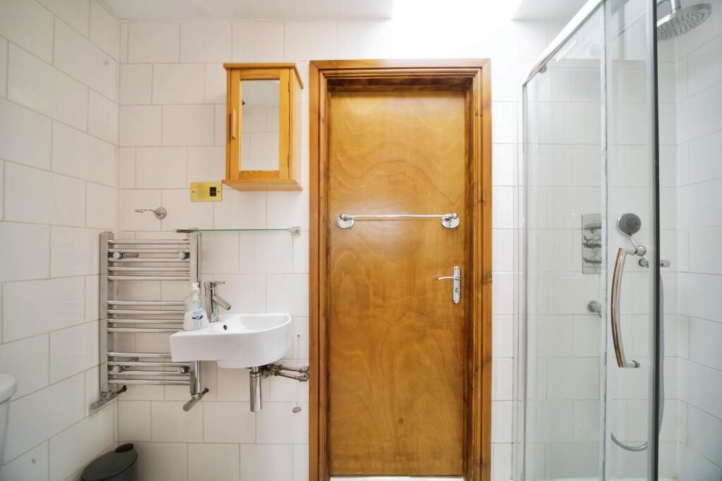 93 Mackenzie Road, London, N7 8QY