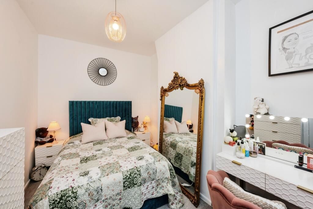 104 Vivian Road Sketty, Swansea, West Glamorgan, SA2 0UL