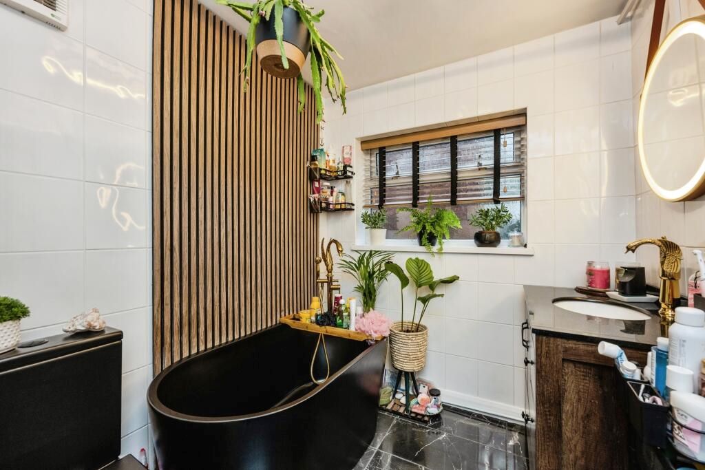 104 Vivian Road Sketty, Swansea, West Glamorgan, SA2 0UL