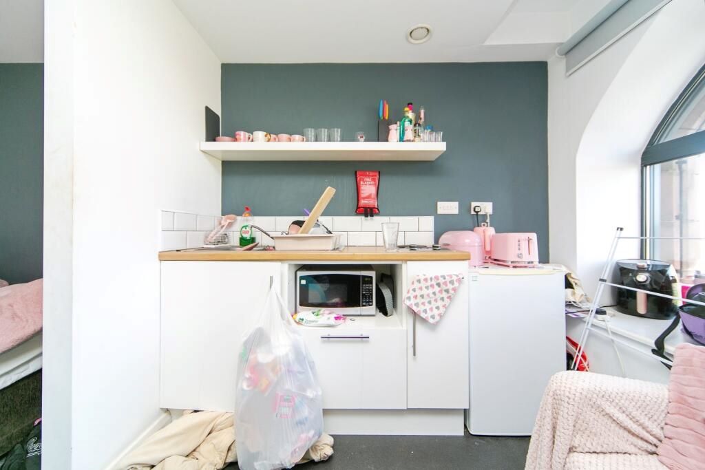 124 Edge Lane Edge Hill, Liverpool, Merseyside, L7 5NA