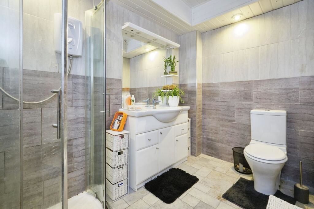 2 Ainsdale Gardens, Birmingham, West Midlands, B24 0EP