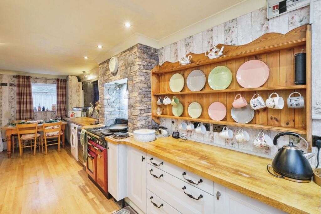 2 Ainsdale Gardens, Birmingham, West Midlands, B24 0EP