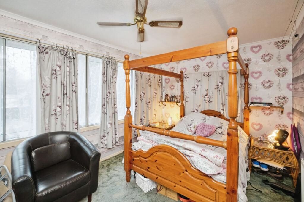 2 Ainsdale Gardens, Birmingham, West Midlands, B24 0EP