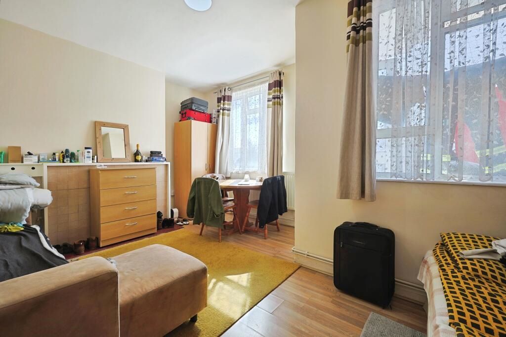 Flat 29 Drury House, Patmore Estate, London, SW8 4JJ