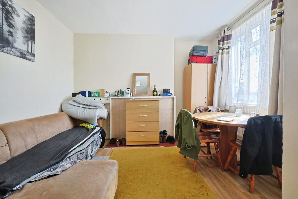 Flat 29 Drury House, Patmore Estate, London, SW8 4JJ