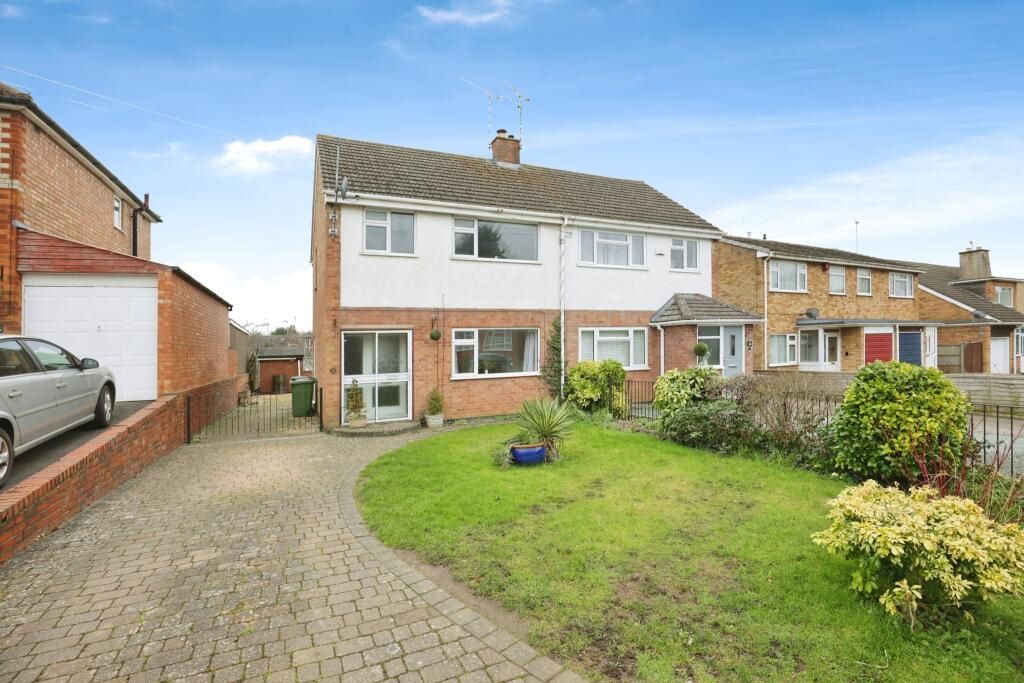 Rugby, Warwickshire, CV21 4NQ - Online Auctions
