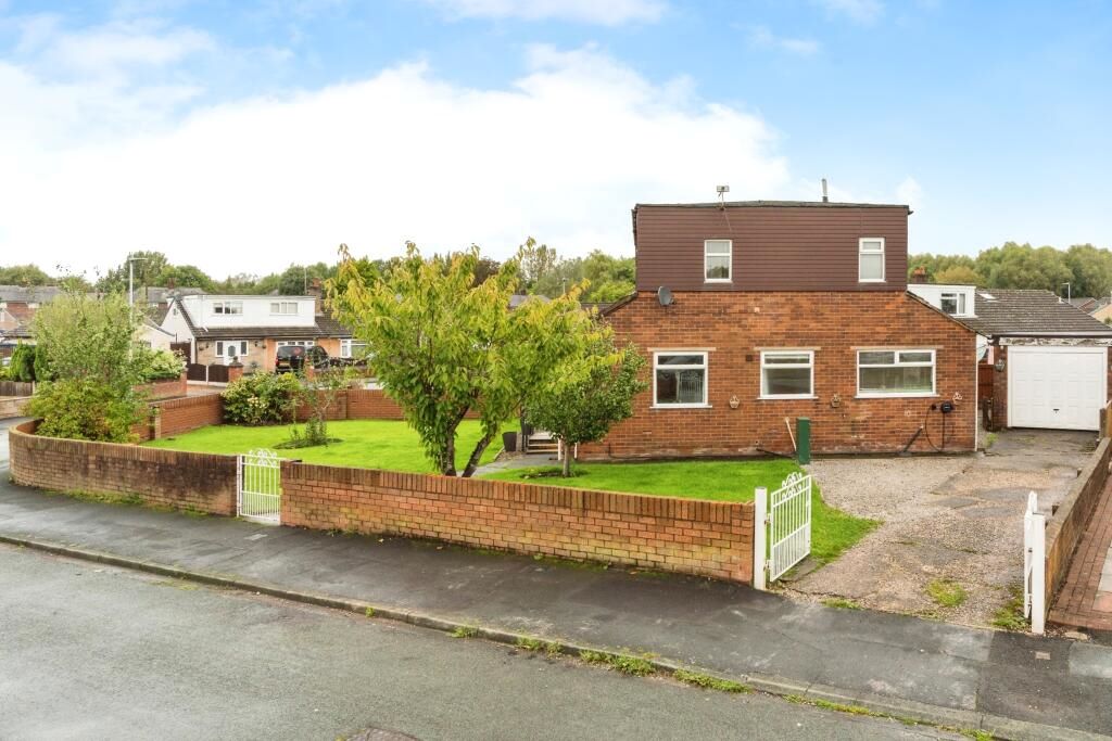 30 Elm Road Abram, Wigan, Lancashire, WN2 5XG