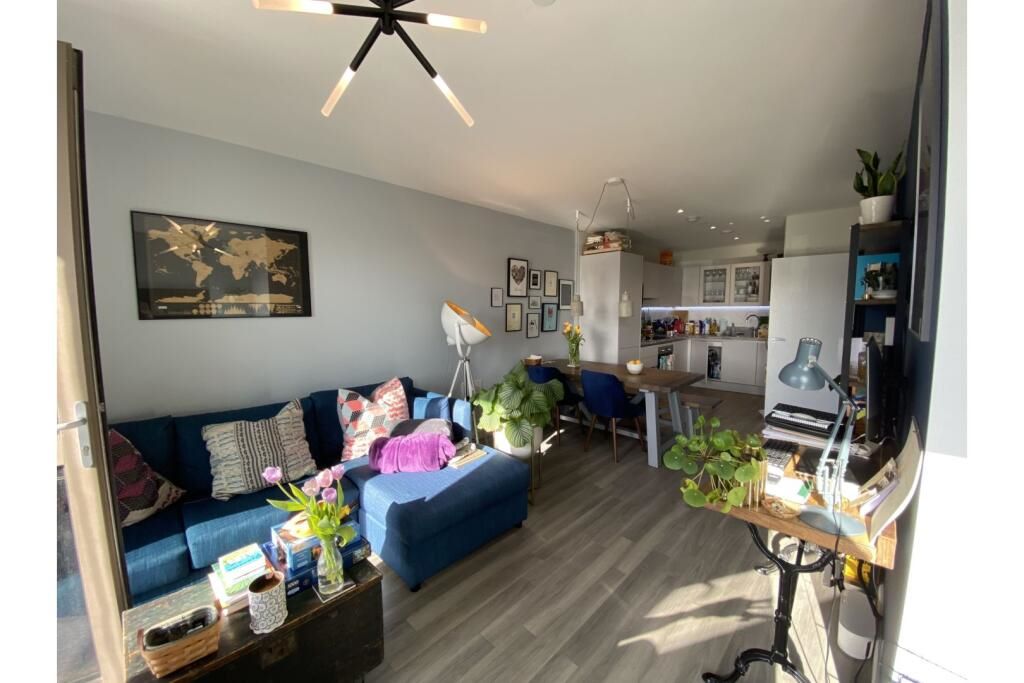 Flat 45 Marathon House, 33 Olympic Way, Wembley, Middlesex, HA9 0GE