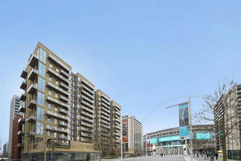 Flat 45 Marathon House, 33 Olympic Way, Wembley, Middlesex, HA9 0GE