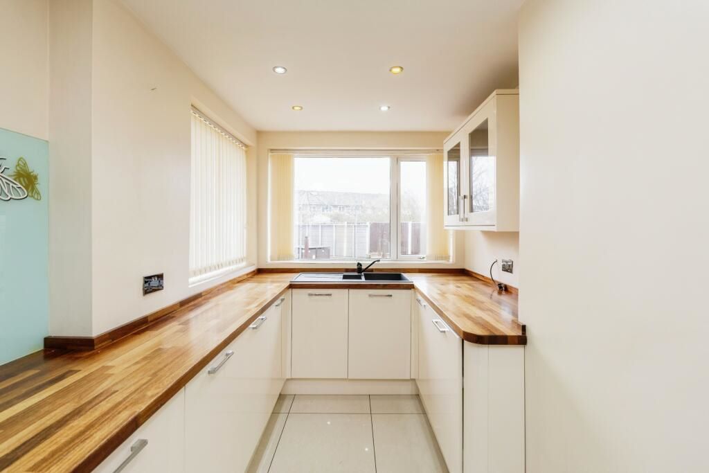 Irlam, Manchester, Lancashire, M44 6BT - Online Auctions