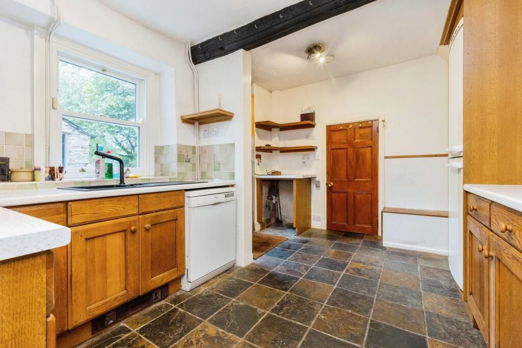 5 Hadfield Cross Hadfield, Glossop, Derbyshire, SK13 1NT