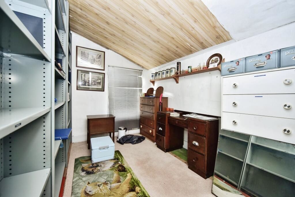 44 St. Johns Road, Gillingham, Kent, ME7 5NB