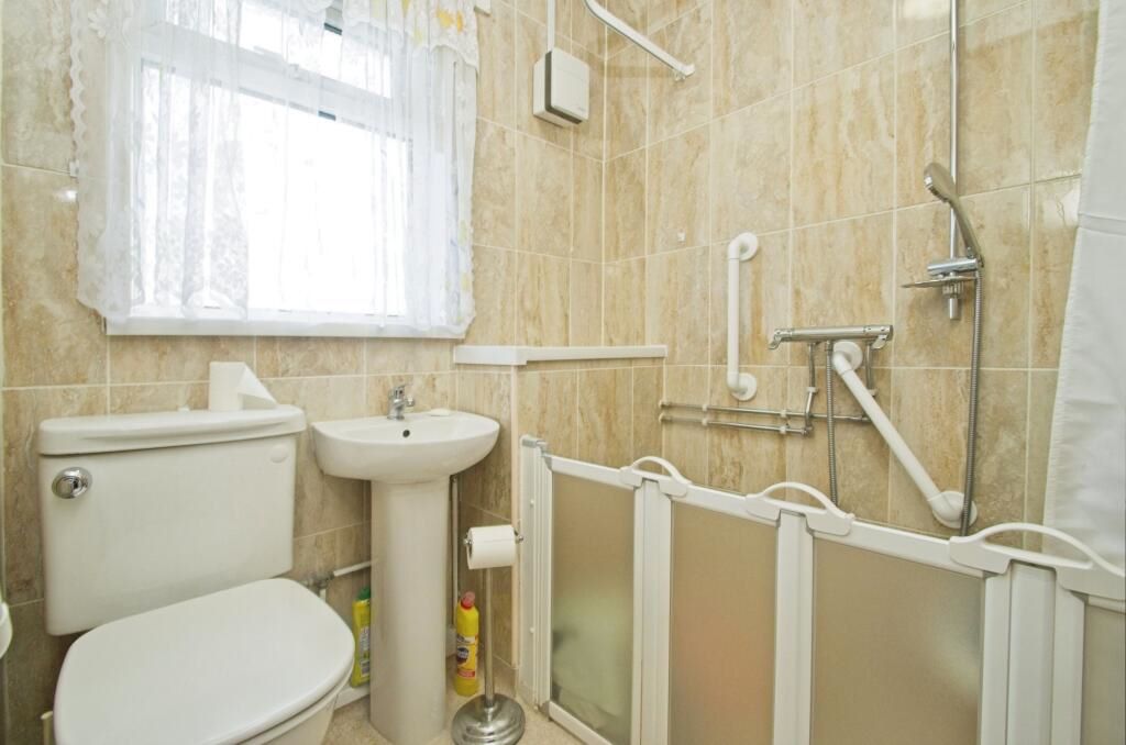 42 Mercia Road, Cardiff, South Glamorgan, CF24 2TF