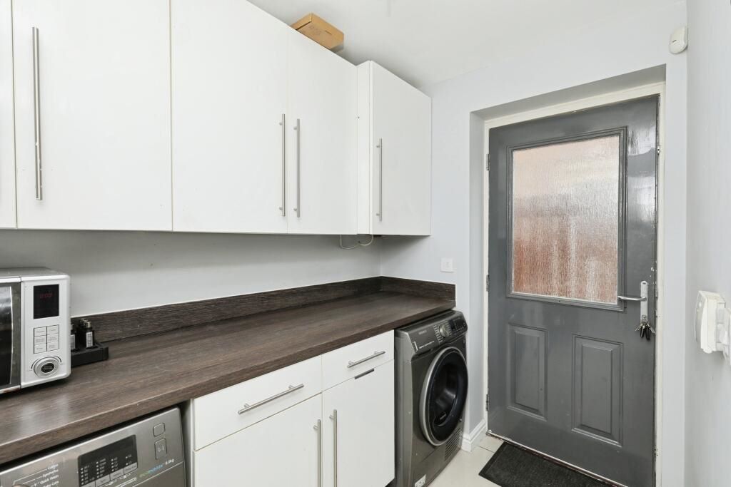 28 Mirabelle Way Harworth, Doncaster, South Yorkshire, DN11 8DA