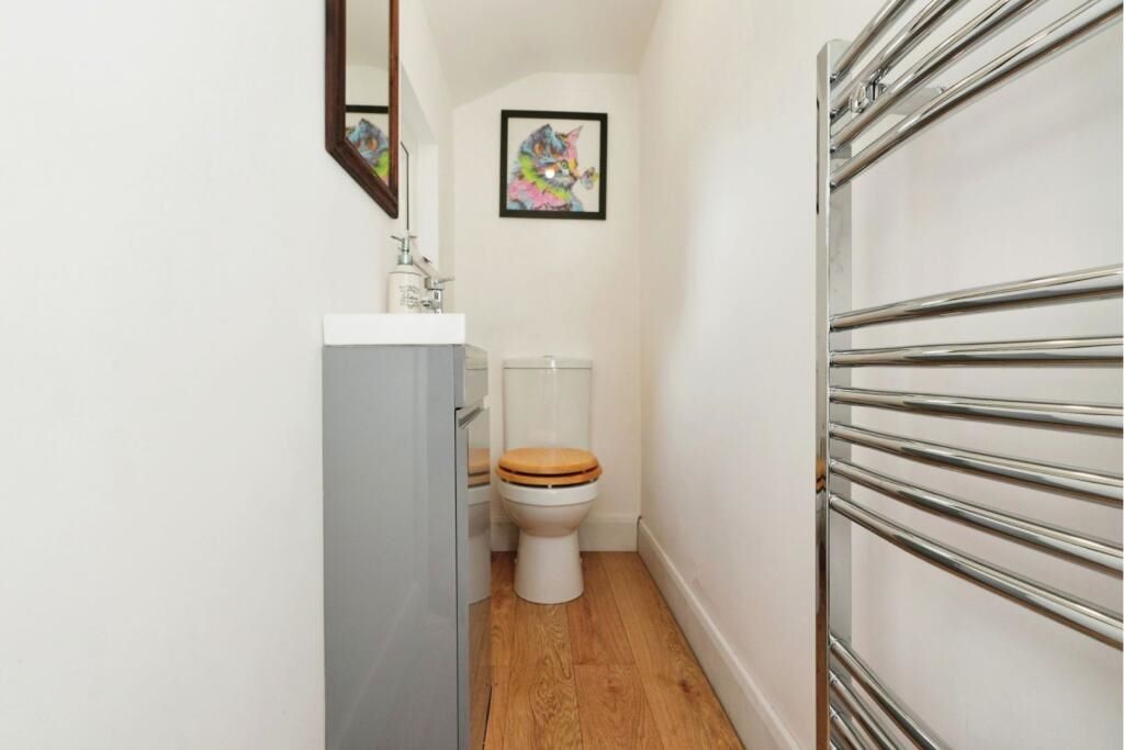 69 Thornes Lane, Wakefield, West Yorkshire, WF2 7RB