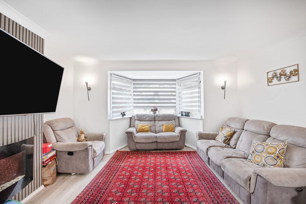 38 Whitefield Avenue, Purley, Surrey, CR8 4BJ