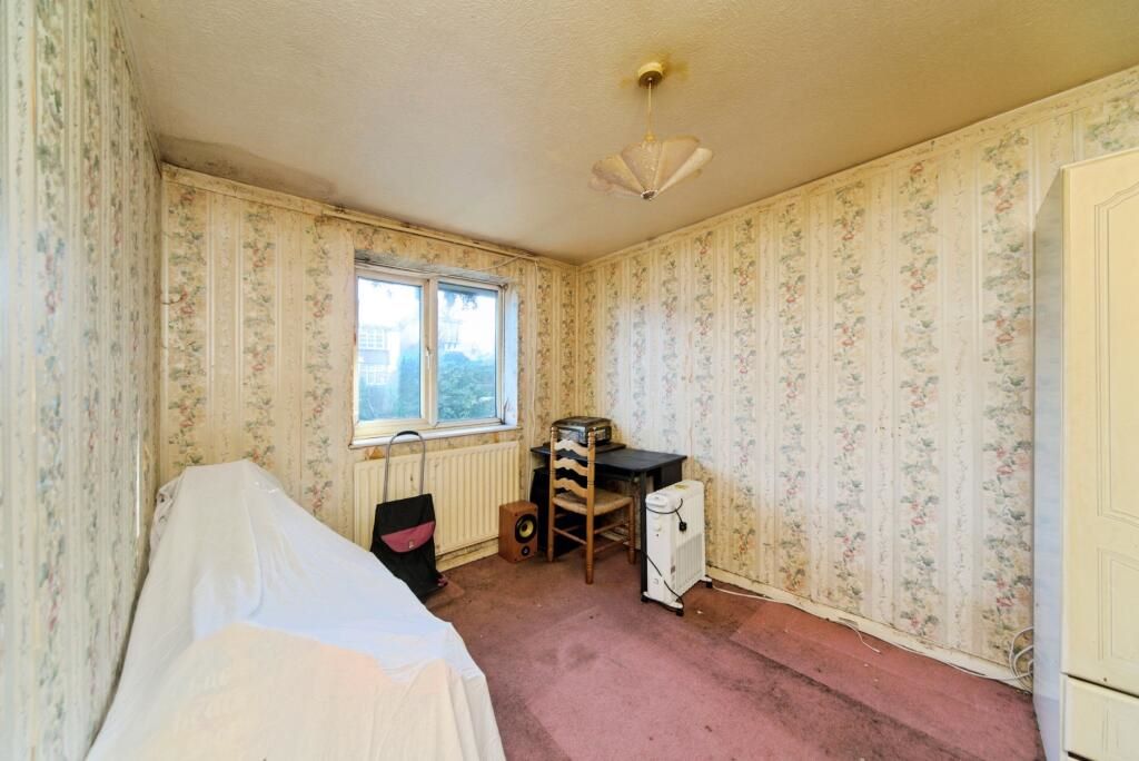Holliers Hill, Bexhill-on-Sea, East Sussex, TN40 2DR - Online Auctions