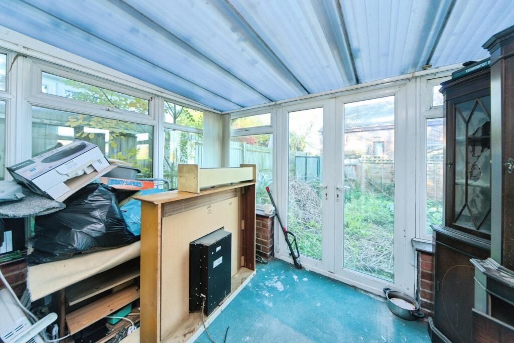 Holliers Hill, Bexhill-on-Sea, East Sussex, TN40 2DR - Online Auctions