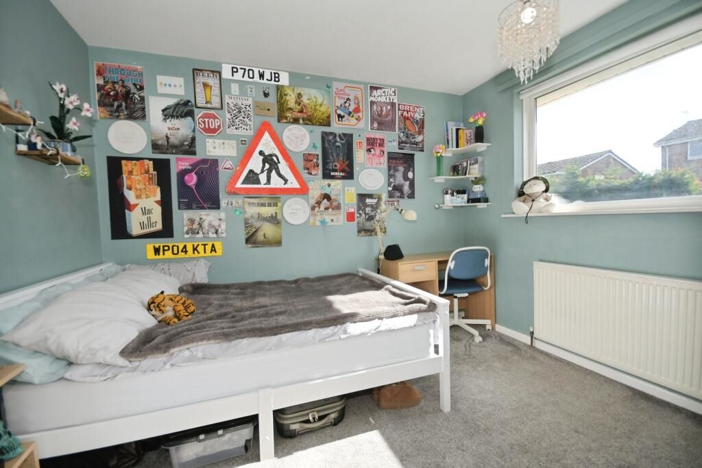 Dronfield, Derbyshire, S18 1TE - Online Auctions