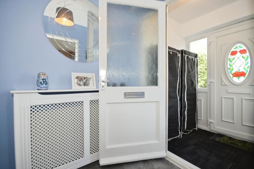 Dronfield, Derbyshire, S18 1TE - Online Auctions