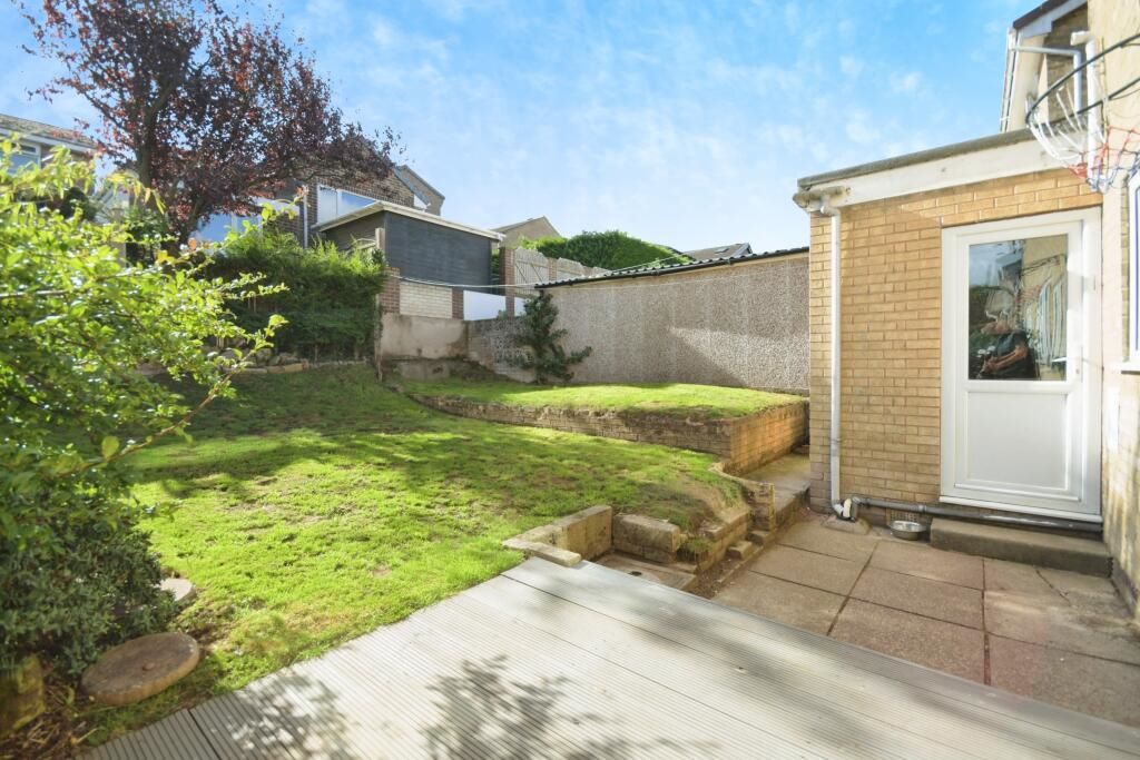 Dronfield, Derbyshire, S18 1TE - Online Auctions