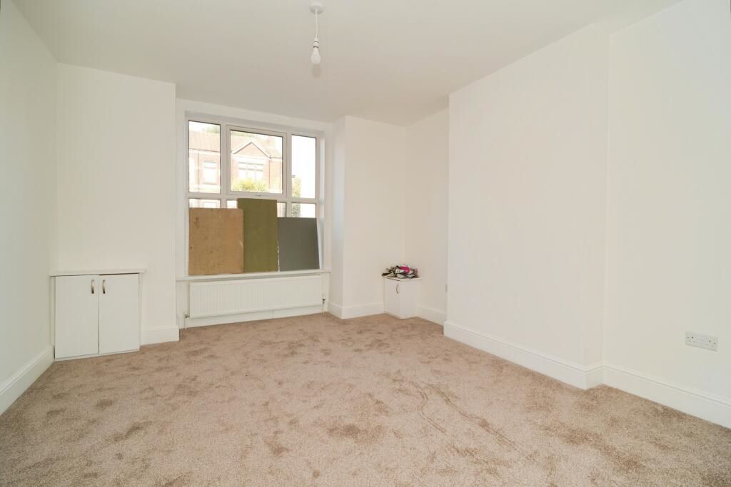 Sale, Cheshire, M33 6PE - Online Auctions