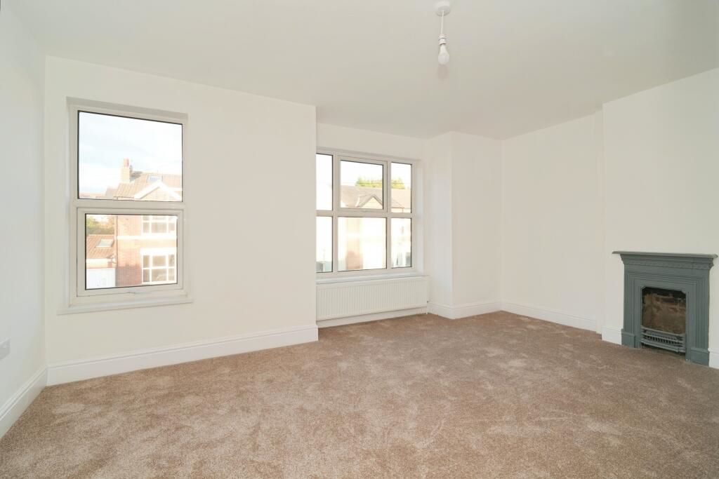 Sale, Cheshire, M33 6PE - Online Auctions