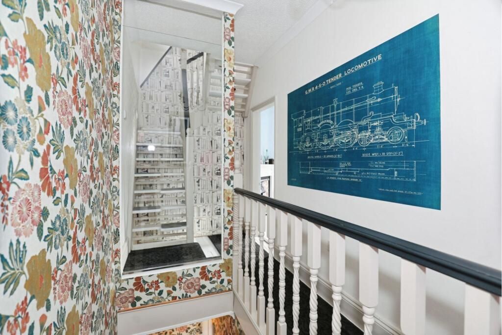 Crewe, Cheshire, CW2 7RJ - Online Auctions