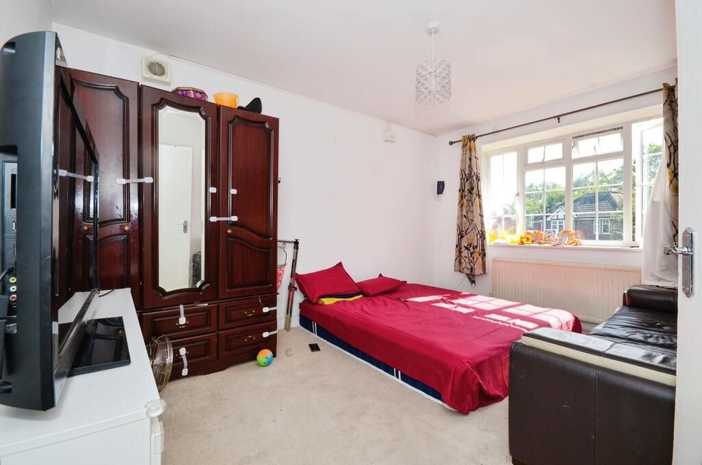 Harrow, Middlesex, HA1 2LZ - Online Auctions