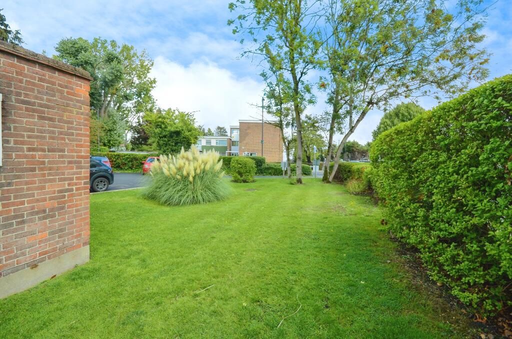 Harrow, Middlesex, HA1 2LZ - Online Auctions