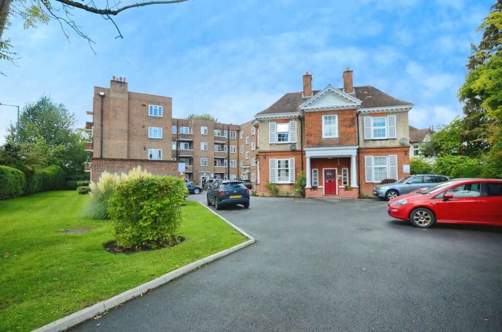 Harrow, Middlesex, HA1 2LZ - Online Auctions