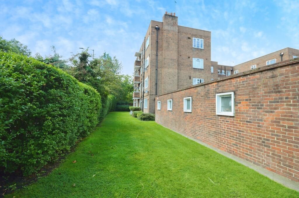 Harrow, Middlesex, HA1 2LZ - Online Auctions