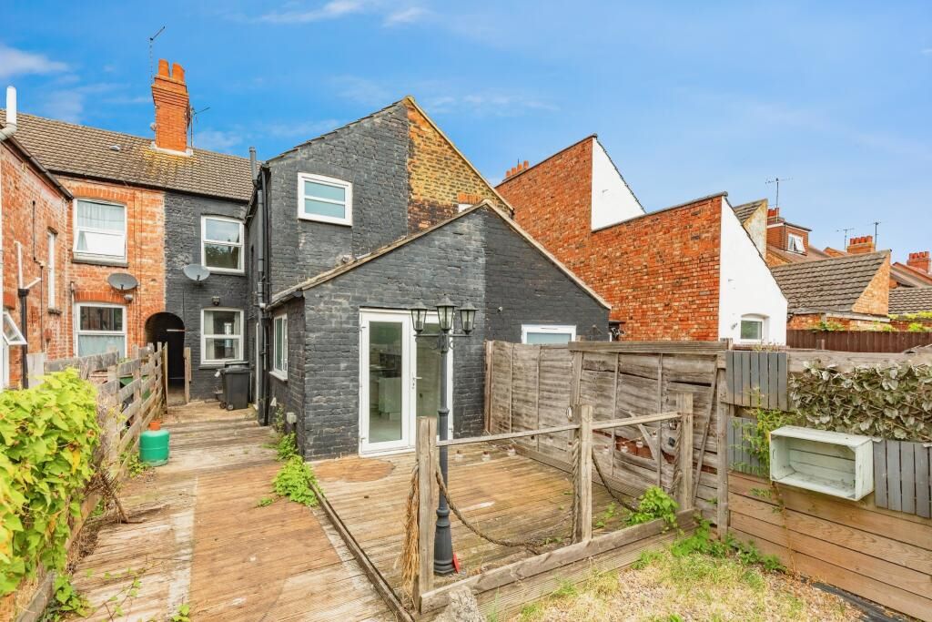 16 Upper Queen Street, Rushden, Northamptonshire, NN10 0BA