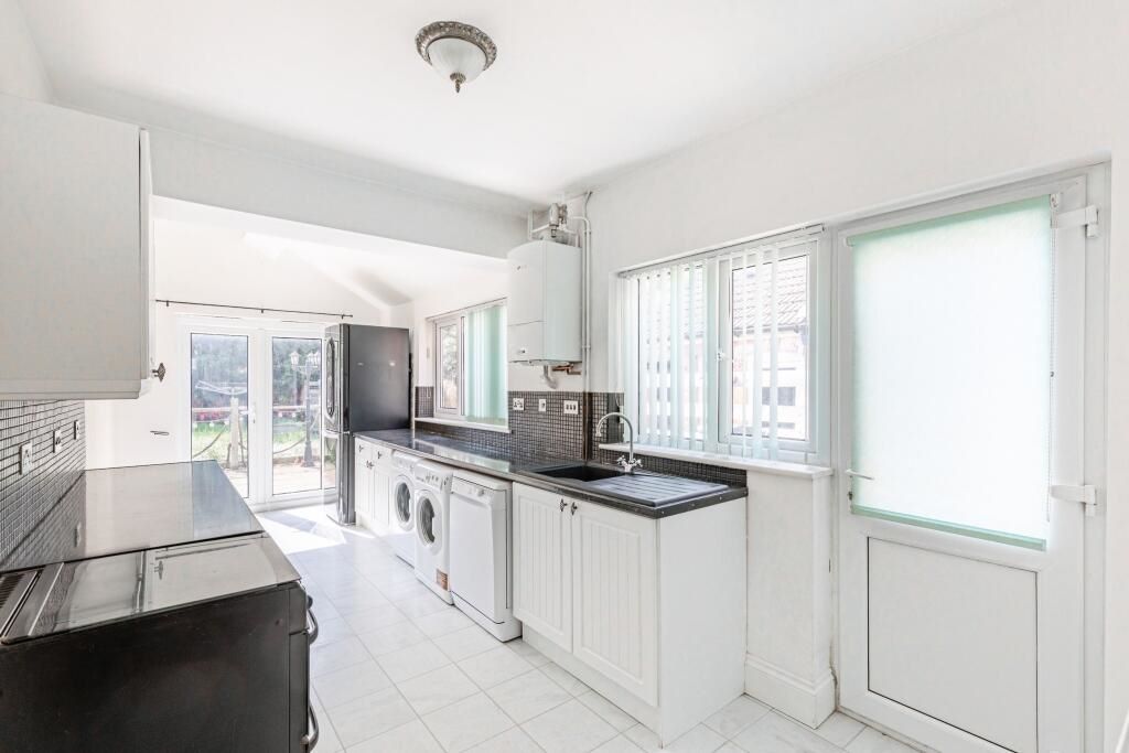 16 Upper Queen Street, Rushden, Northamptonshire, NN10 0BA