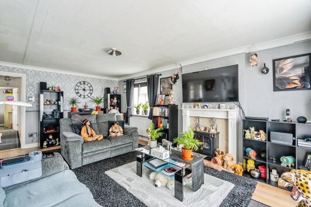 12a Churt Drive Poplars Court, Bognor Regis, West Sussex, PO22 9SY