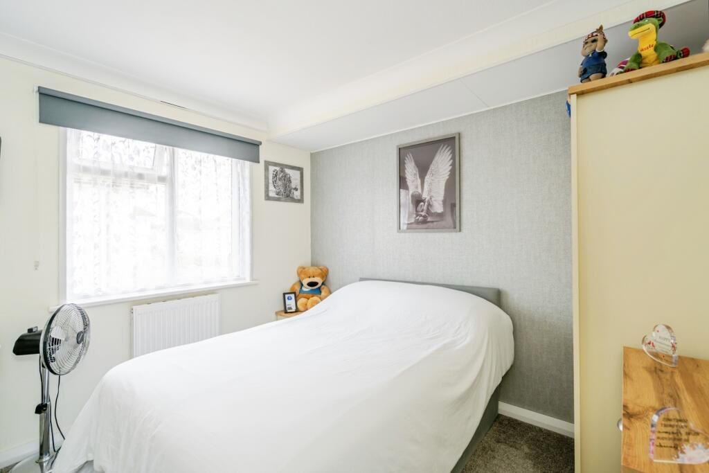 12a Churt Drive Poplars Court, Bognor Regis, West Sussex, PO22 9SY