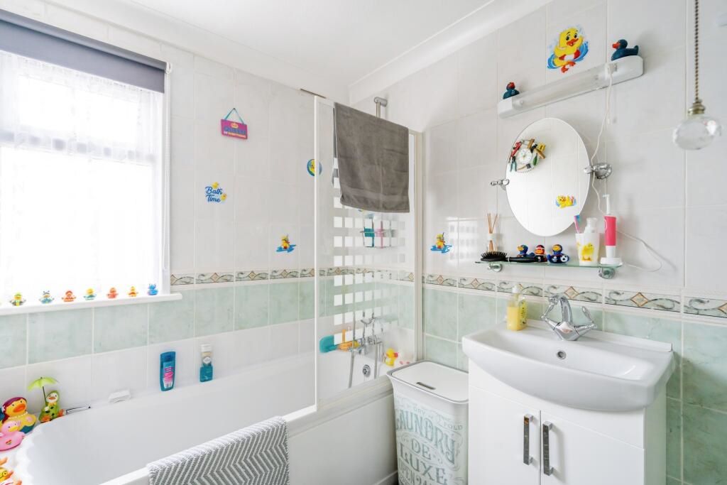 12a Churt Drive Poplars Court, Bognor Regis, West Sussex, PO22 9SY