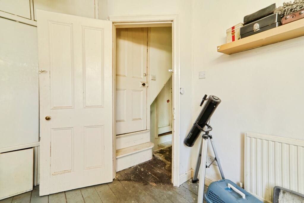 5 Broughton Avenue, Leeds, West Yorkshire, LS9 6BD